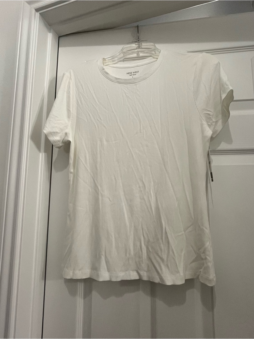 Nine West White Short-Sleeve Ribbed Crewneck Tee